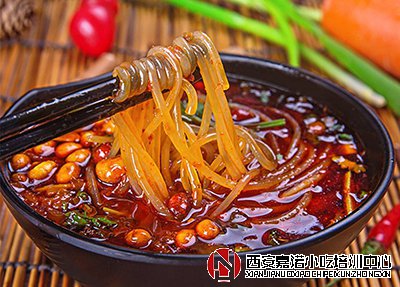 學(xué)做酸辣粉_四川酸辣粉培訓(xùn)的做法