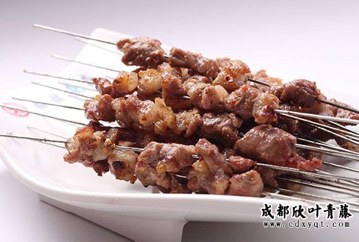 烤肉串技術(shù)培訓(xùn)在哪里呢?烤肉串配方傳授。